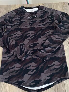 YoungLA Mens Long Sleeve Camouflage Active Performance Training Shirt Small